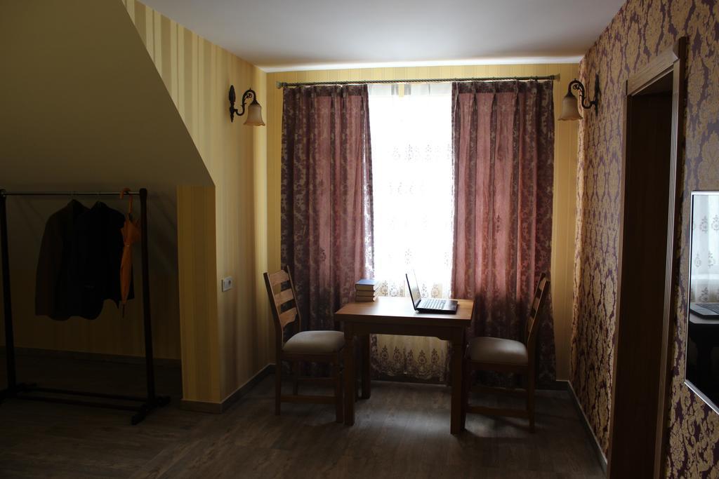 Hotel Barin House à Soumy Extérieur photo