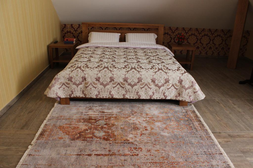 Hotel Barin House à Soumy Extérieur photo