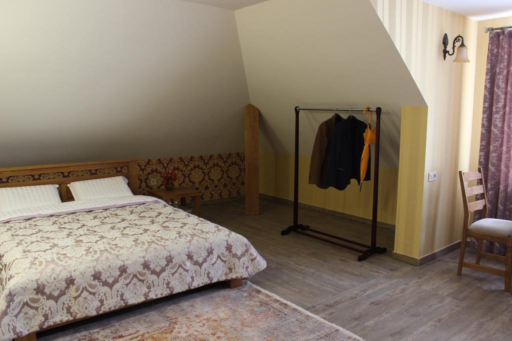 Hotel Barin House à Soumy Extérieur photo